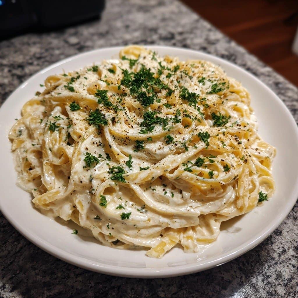 Classic Creamy Alfredo Sauce: The Ultimate Comfort Sauce for Pasta Lovers